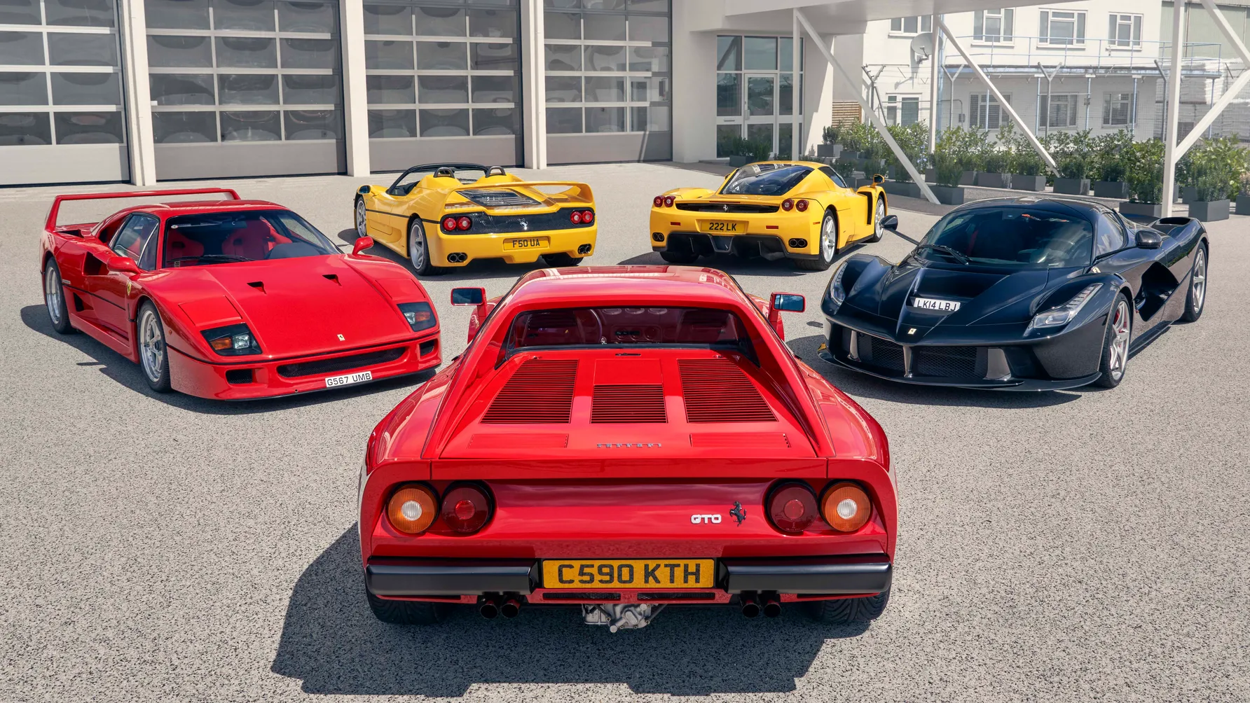 Ferrari 288 GTO parked on a mountain road